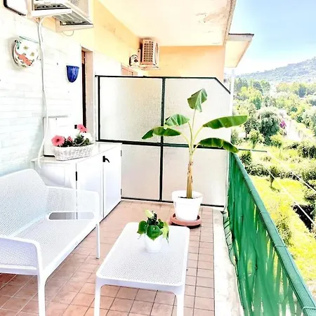 Roof Casa Izzo 아파트